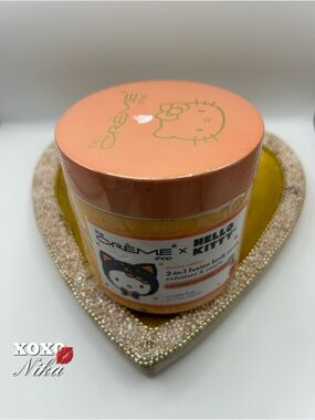 The Crème Shop x Hello Kitty 2-in-1 Fusion Body Scrub - caramel pumpkin latte